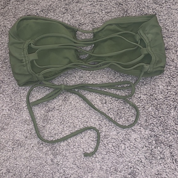 Strappy bandeau swimsuit top - Picture 2 of 3